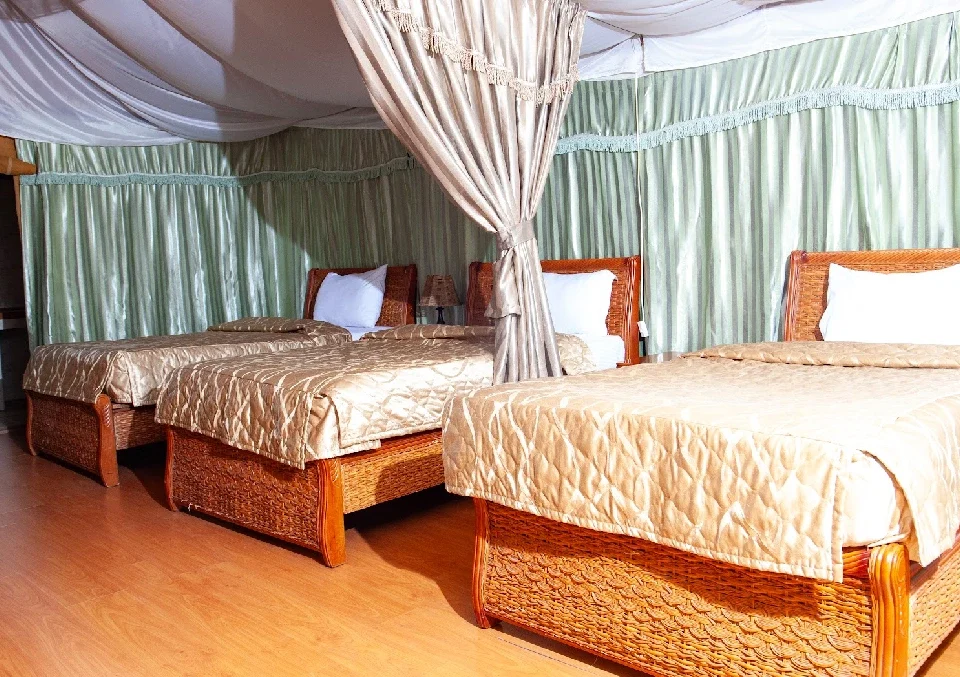 Triple Room